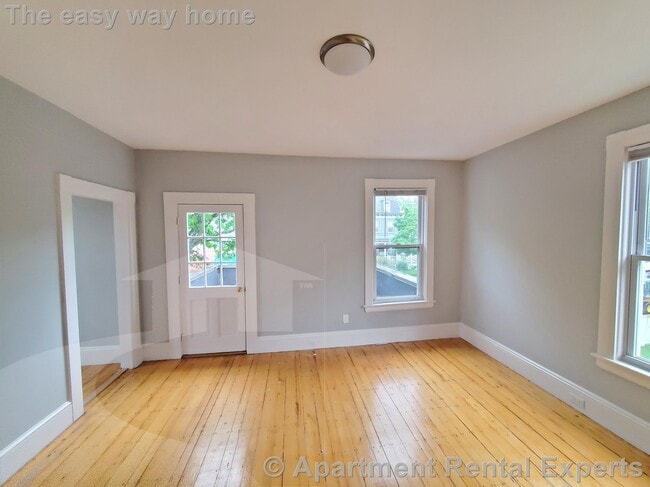 Photo - 146 Highland Ave Unidad #2nd floor