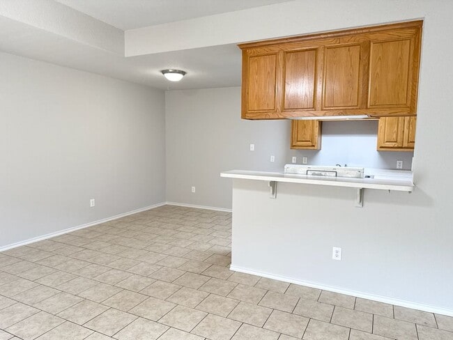 Photo - 716-716 Stribling Cir Apartamento Unidad 716 Stribling Circle