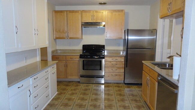 Photo - 4970 Wyandot St