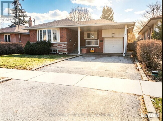 Photo - 8 Storey Crescent