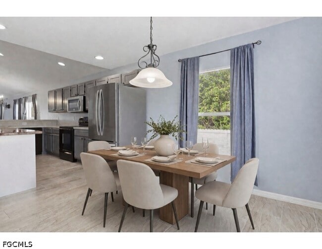 Photo - 3005 41st St W