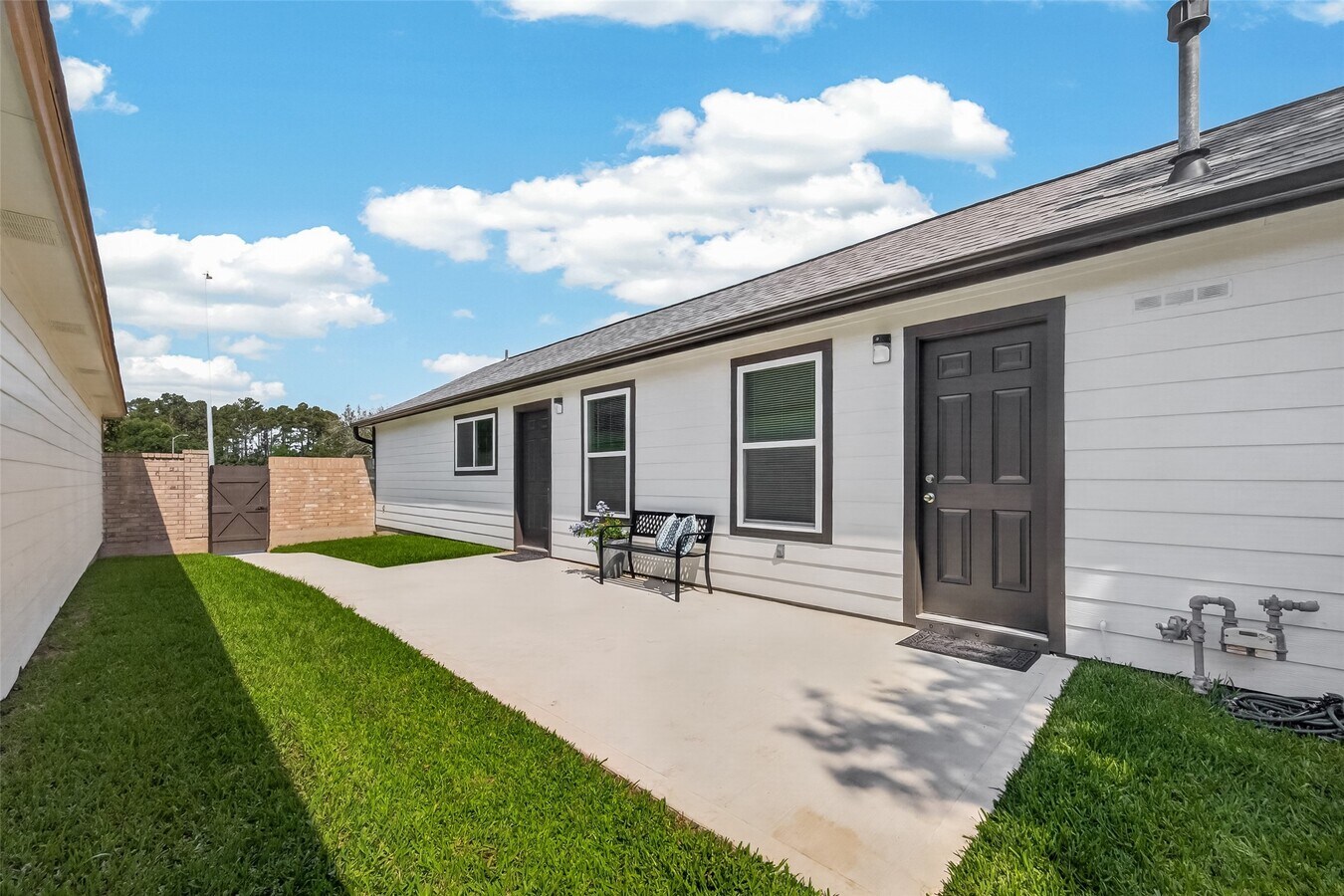 Photo - 13843 Northlake Dr