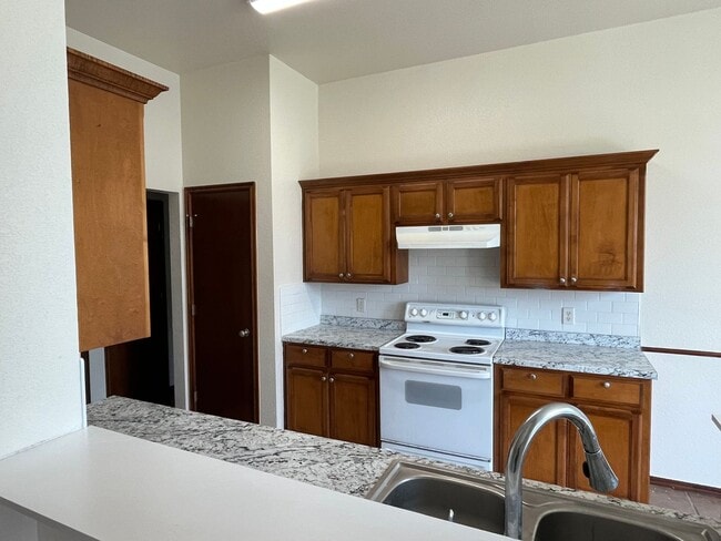 Photo - Beautiful Home in Edmond Community