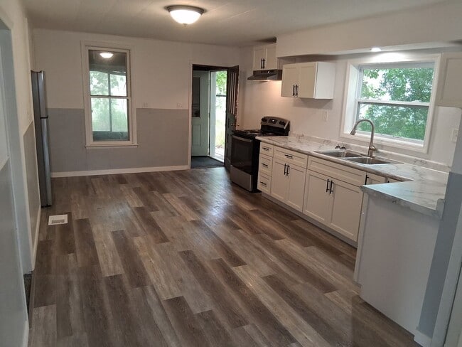 801 8th Ave Unit 801