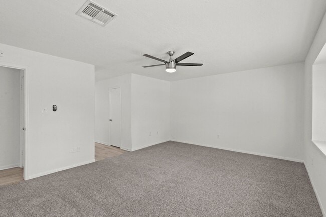 Photo - 2102 Silver Moon Trail