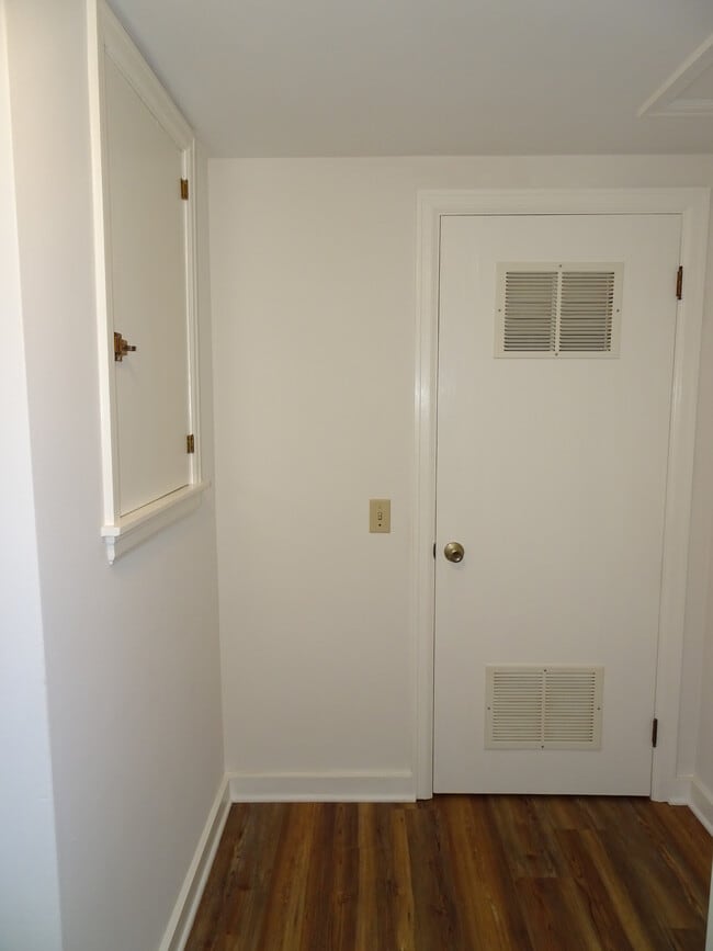 cuarto de servicio - 833 S Cory St Unidad 4