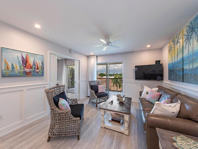 Spacious, elegant Living Room - 555 Park Shore Dr Condo Unit 508