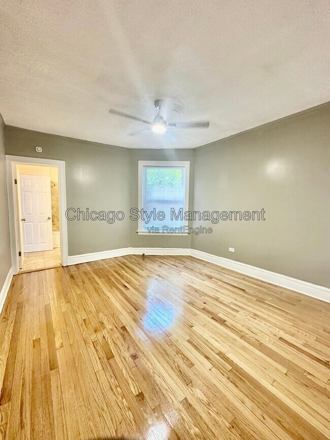 Photo - 7721 S Hermitage Ave Unit Fl.3