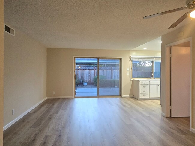 Photo - 6003 Paxton Ct