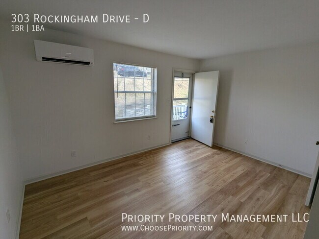 Photo - 303 Rockingham Dr Unit D