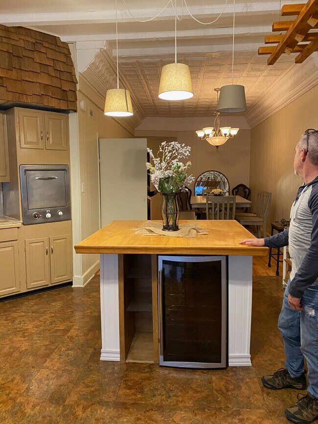 Photo - 108 S Main St Unit 2