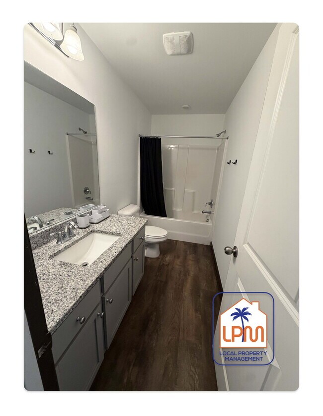 Photo - 3-Bedroom, 2 Full Baths in Ridgeland – 1,679 Sq. Ft. of Cozy Living!
