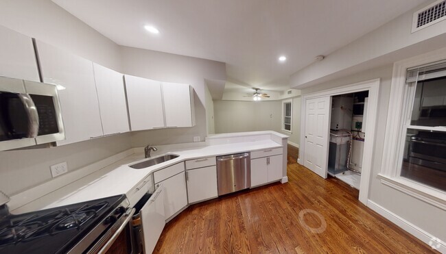 Building Photo - 161 Hampshire St Unit 2T Rental