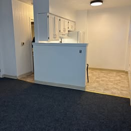 Building Photo - 615 Duss Ave Rental