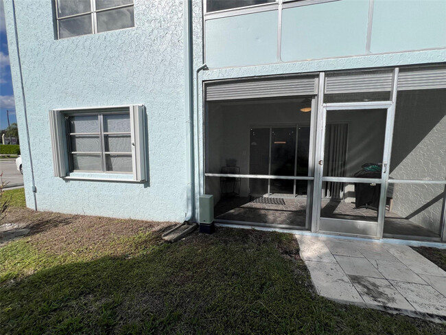 Photo - 9780 Marina Blvd Unidad 415