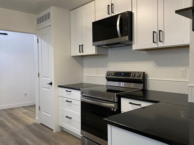 Photo - Remodeled Cottage