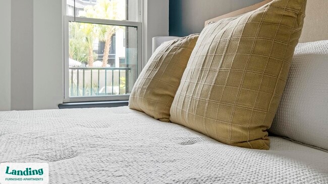 Photo - 944 Broadcast Pl Unidad 122