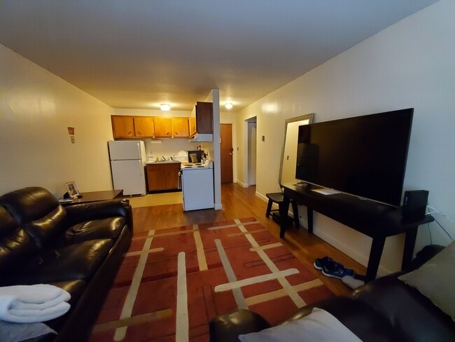 Photo - 29 Lindale St Unit 7