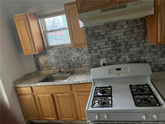 Photo - 89 Woolsey St