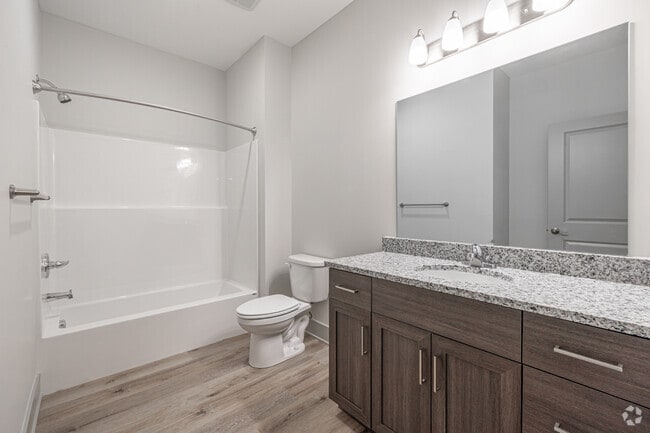 1BR, 1BA - 931SF - Driftwood - Bathroom - Mona Shores Flats