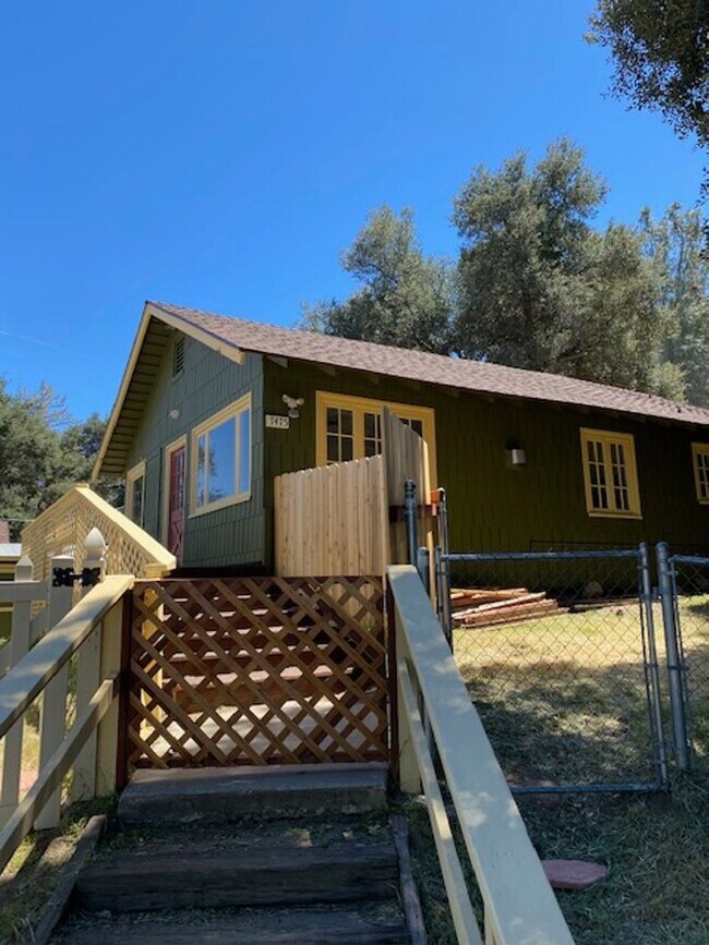 7475 Pine Valley Rd