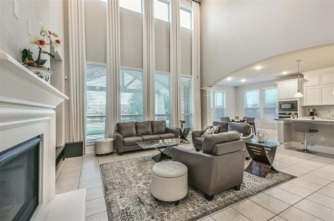 Photo - 16526 Whiteoak Canyon Dr