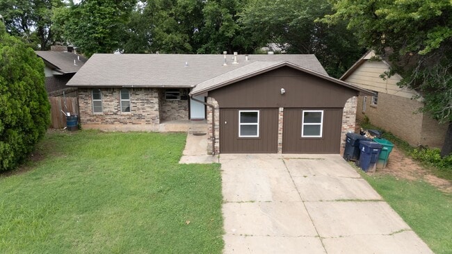 Photo - Cute 5 Bedroom House!