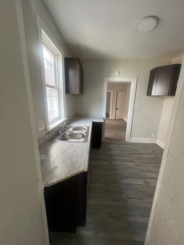 918 W King St Unit 1