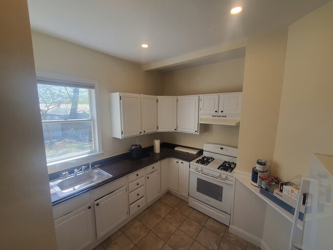 Photo - 586 Freeport St Condo Unit 1