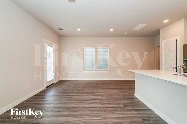 Photo - 18330 W Centro Cir