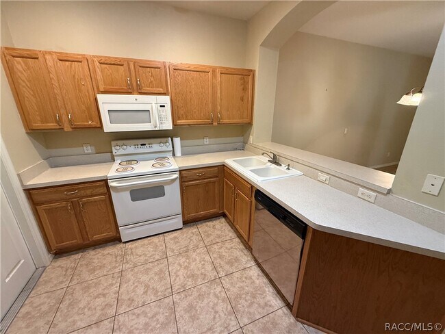 1658 W Spring Meadow Loop