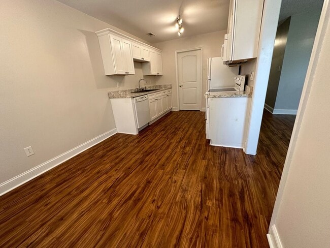 Photo - 1788 Solar Ln