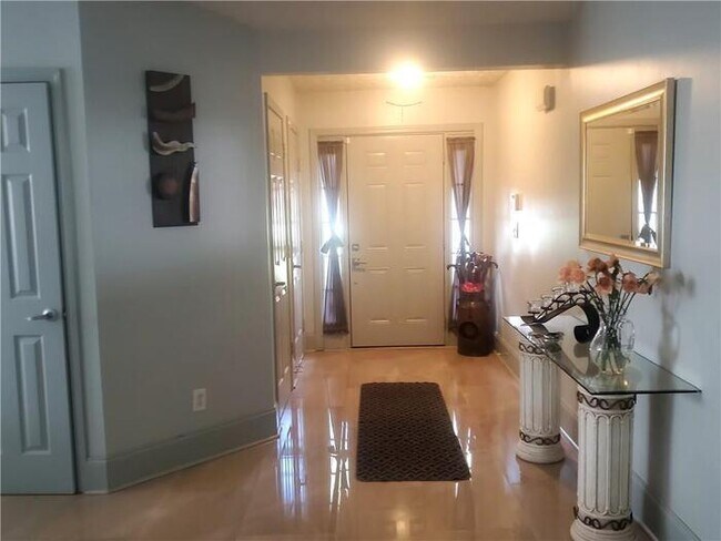 Photo - House - 4.5 beds 2 baths.