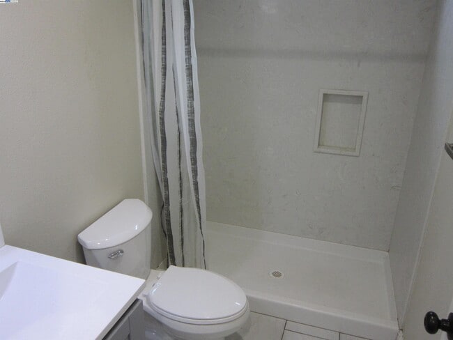 Photo - 29318 Dixon St