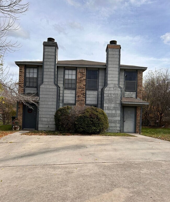 Building Photo - Townhome in Copperas Cove.