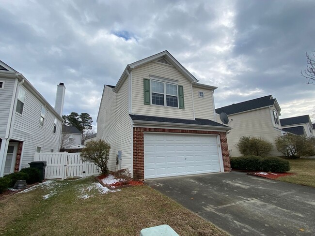 Photo - SINGLE FAMILY HOME- 3 Bedrooms 2.5 Baths