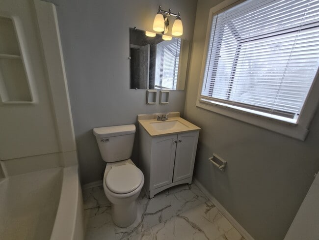 Photo - 3747 Ireland Dr