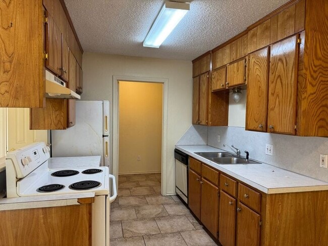 Photo - 4 Debbie Ln Condo Unit 1200 N Kings HWY #4