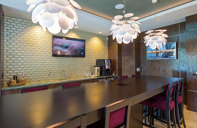 Photo - 502 S Post Oak Ln Unidad 921.51