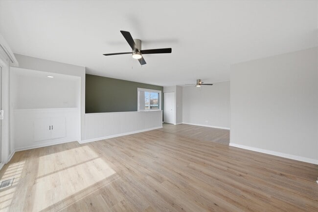 Photo - 238 Algonquin Ct Unidad D