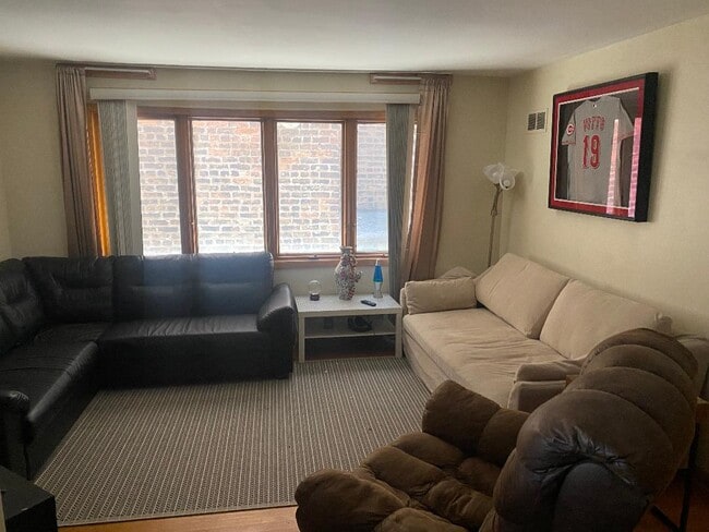 Photo - 209 W 23rd St Unit 2