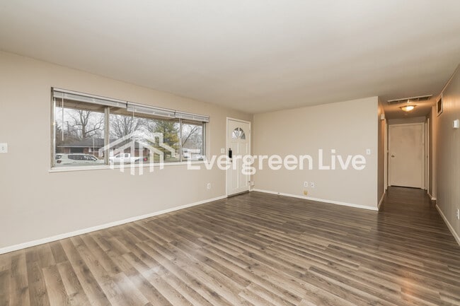 Photo - 2521 Rover Ct