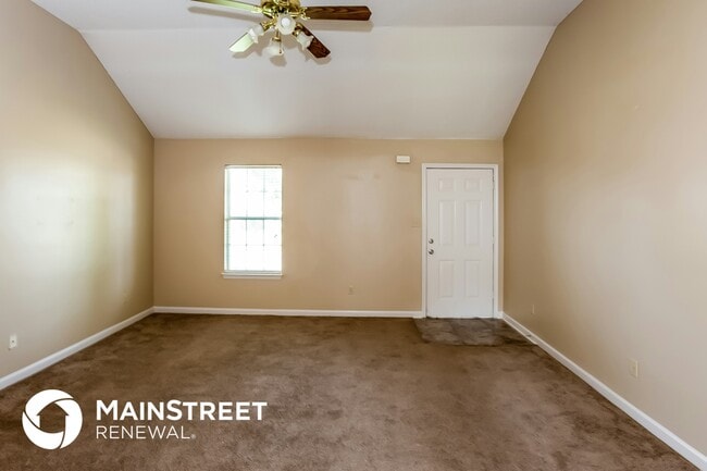 Photo - 6719 Ross Manor Dr