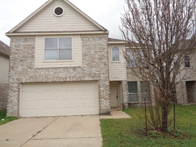 Photo - 5034 Redwing Brook Trail