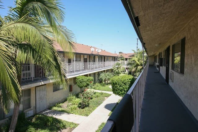 Photo - 2890 E Artesia Blvd