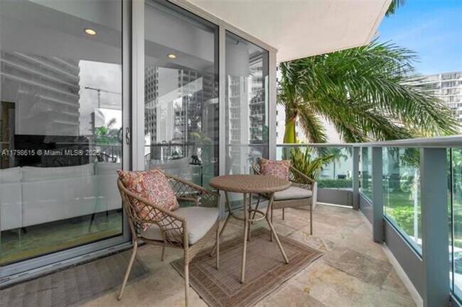 Photo - 1331 Brickell Bay Dr Apartamento Unidad 1331 Brickell Bay Dr  308