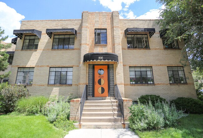 Elegante Apartments
