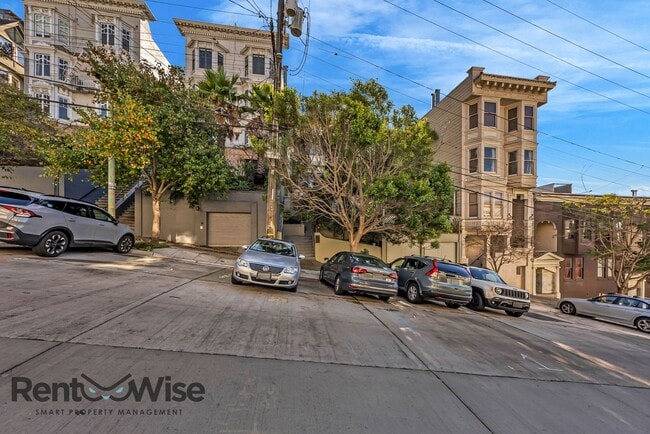Photo - 1167 Green St