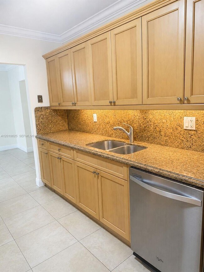 Photo - 765 W 70 Pl