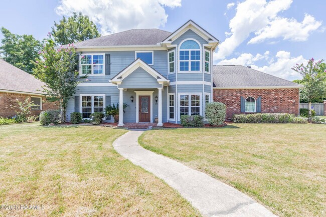 300 Oak Hollow Dr